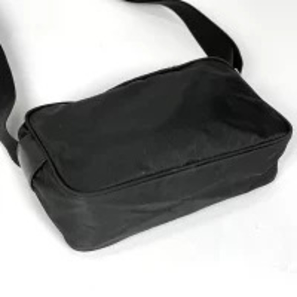 Prada Black Bag Nero Shoulder Plate Crossbody Black